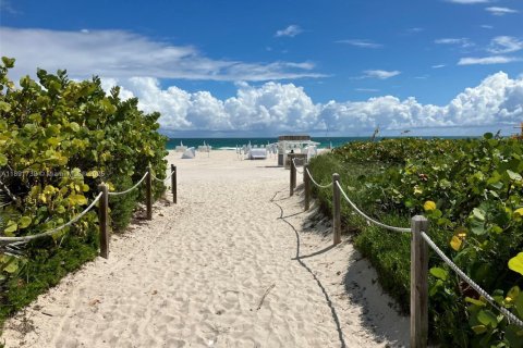 Copropriété à vendre à Miami Beach, Floride: 1 chambre, 38.09 m2 № 1945187 - photo 21