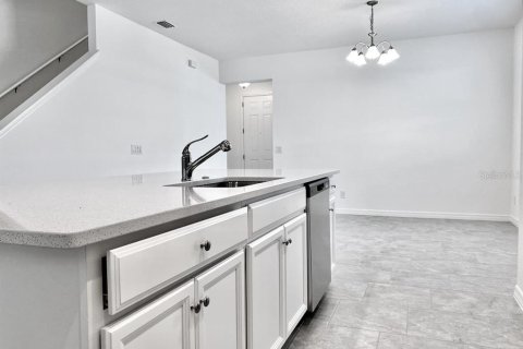 Villa ou maison à vendre à Davenport, Floride: 5 chambres, 299.05 m2 № 2217177 - photo 8