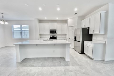 Villa ou maison à vendre à Davenport, Floride: 5 chambres, 299.05 m2 № 2217177 - photo 3