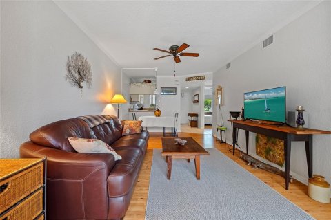 Condo in Punta Gorda, Florida, 2 bedrooms  № 1810998 - photo 13