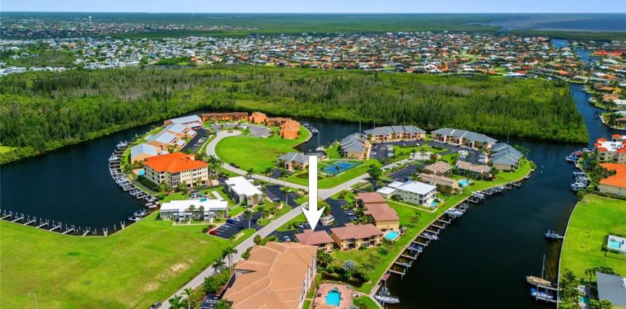Condo in Punta Gorda, Florida, 2 bedrooms  № 1810998