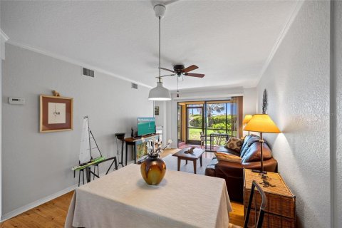 Condo in Punta Gorda, Florida, 2 bedrooms  № 1810998 - photo 10