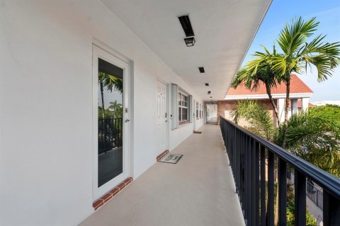 Copropriété à vendre à Fort Lauderdale, Floride: 1 chambre, 68.75 m2 № 2407681 - photo 3