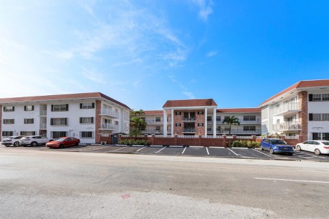 Copropriété à vendre à Fort Lauderdale, Floride: 1 chambre, 68.75 m2 № 2407681 - photo 28