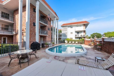 Copropriété à vendre à Fort Lauderdale, Floride: 1 chambre, 68.75 m2 № 2407681 - photo 24