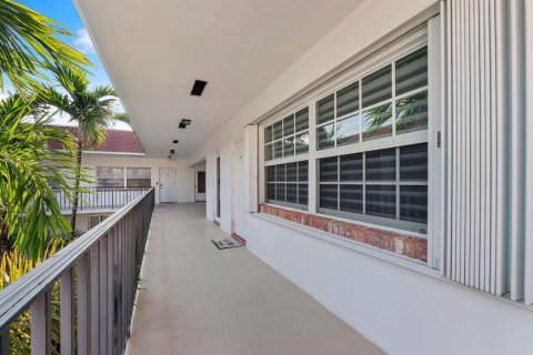 Copropriété à vendre à Fort Lauderdale, Floride: 1 chambre, 68.75 m2 № 2407681 - photo 21