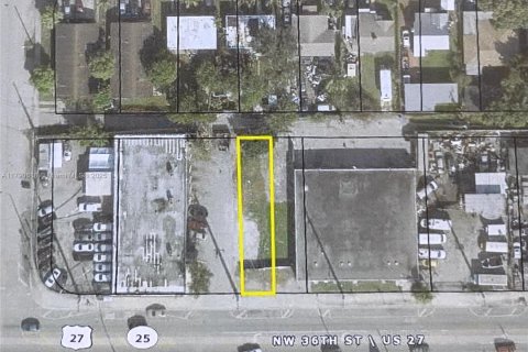 Immobilier commercial à vendre à Miami, Floride № 1731505 - photo 1