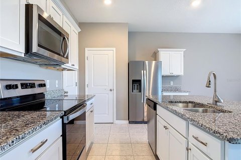 Villa ou maison à vendre à DeLand, Floride: 3 chambres, 176.14 m2 № 2152077 - photo 8
