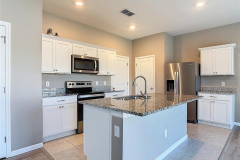 Villa ou maison à vendre à DeLand, Floride: 3 chambres, 176.14 m2 № 2152077 - photo 6