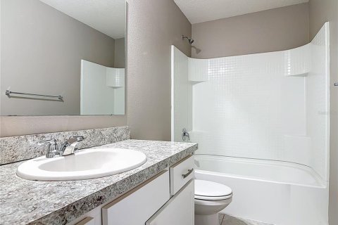 Villa ou maison à vendre à DeLand, Floride: 3 chambres, 176.14 m2 № 2152077 - photo 28