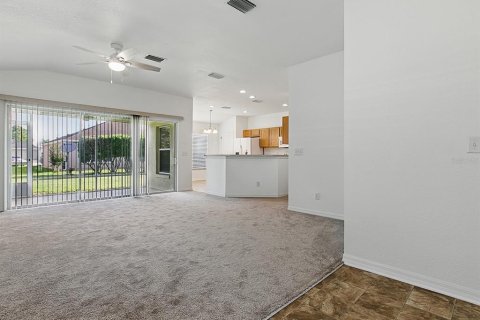 Купить виллу или дом в Саммерфилд, Флорида 6 комнат, 125.05м2, № 1685429 - фото 4