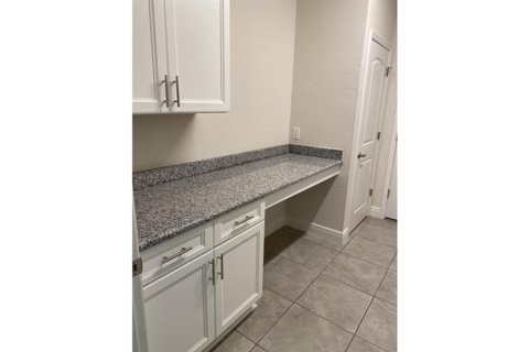 Casa en venta en North Port, Florida, 4 dormitorios, 192.03 m2 № 2166545 - foto 2