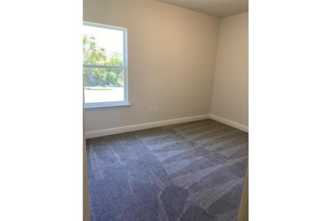 Casa en venta en North Port, Florida, 4 dormitorios, 192.03 m2 № 2166545 - foto 7