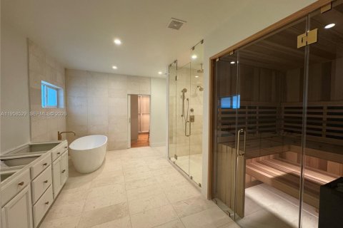 Villa ou maison à vendre à Miami, Floride: 4 chambres, 297.75 m2 № 2017765 - photo 8
