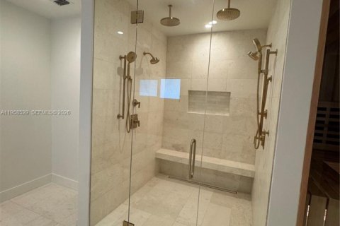 Villa ou maison à vendre à Miami, Floride: 4 chambres, 297.75 m2 № 2017765 - photo 9