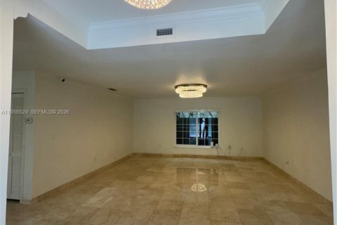 Villa ou maison à vendre à Miami, Floride: 4 chambres, 297.75 m2 № 2017765 - photo 27