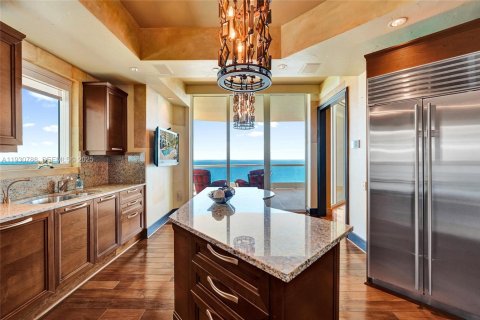 Condo in Sunny Isles Beach, Florida, 3 bedrooms  № 1990441 - photo 5