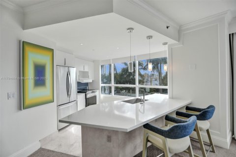 Condominio en venta en Miami Beach, Florida, 1 dormitorio, 99.03 m2 № 1860865 - foto 5
