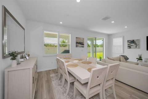 House in Land O' Lakes, Florida 3 bedrooms, 209.87 sq.m. № 1886715 - photo 13