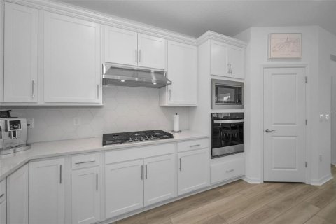 House in Land O' Lakes, Florida 3 bedrooms, 209.87 sq.m. № 1886715 - photo 12