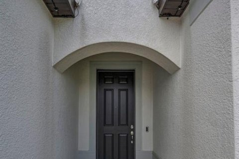 House in Land O' Lakes, Florida 3 bedrooms, 209.87 sq.m. № 1886715 - photo 3
