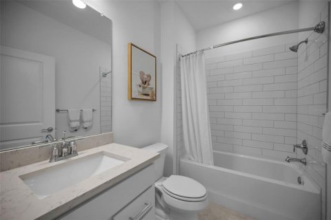 House in Land O' Lakes, Florida 3 bedrooms, 209.87 sq.m. № 1886715 - photo 27