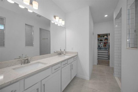 House in Land O' Lakes, Florida 3 bedrooms, 209.87 sq.m. № 1886715 - photo 18