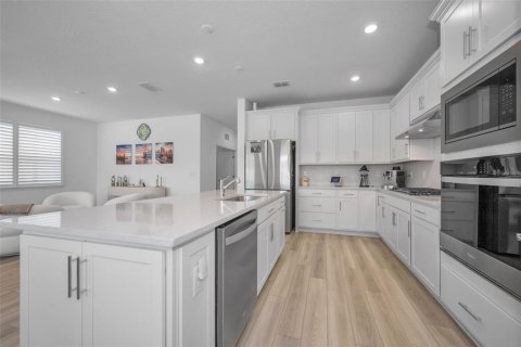 House in Land O' Lakes, Florida 3 bedrooms, 209.87 sq.m. № 1886715 - photo 11