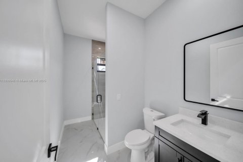 Casa en venta en Lehigh Acres, Florida, 3 dormitorios, 157.47 m2 № 1770499 - foto 8