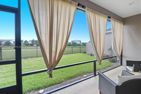 Villa ou maison à vendre à Ocala, Floride: 2 chambres, 122.45 m2 № 1998845 - photo 20