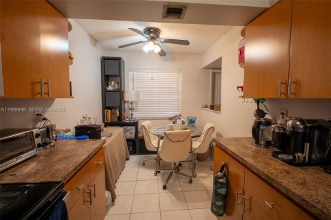 Copropriété à vendre à Coral Springs, Floride: 3 chambres, 127.74 m2 № 2067031 - photo 4