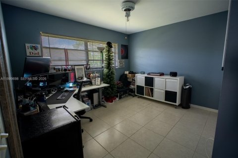 Copropriété à vendre à Coral Springs, Floride: 3 chambres, 127.74 m2 № 2067031 - photo 18