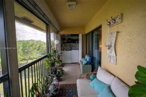 Copropriété à vendre à Coral Springs, Floride: 3 chambres, 127.74 m2 № 2067031 - photo 26