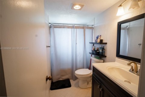 Copropriété à vendre à Coral Springs, Floride: 3 chambres, 127.74 m2 № 2067031 - photo 16