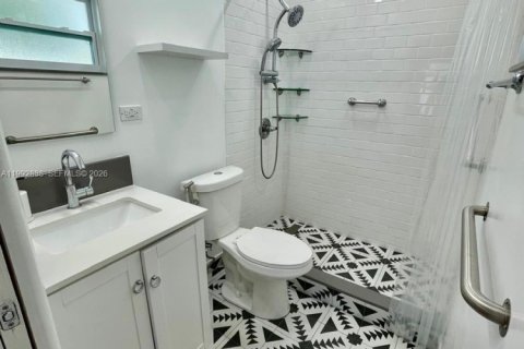 Dúplex en alquiler en Miami, Florida, 3 dormitorios, 211.45 m2 № 2056710 - foto 8