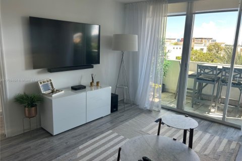 Appartement à louer à Miami Beach, Floride: 1 chambre, 68.75 m2 № 1958167 - photo 3