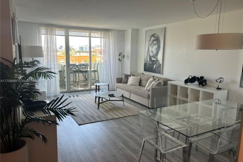 Appartement à louer à Miami Beach, Floride: 1 chambre, 68.75 m2 № 1958167 - photo 1
