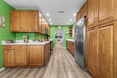 Casa en venta en Margate, Florida, 3 dormitorios, 176.98 m2 № 2172314 - foto 9
