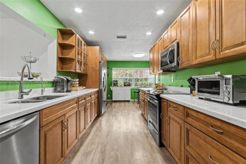 Casa en venta en Margate, Florida, 3 dormitorios, 176.98 m2 № 2172314 - foto 7