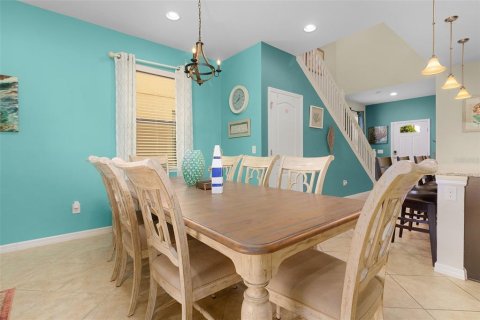 Villa ou maison à vendre à Kissimmee, Floride: 7 chambres, 307.88 m2 № 1785100 - photo 18