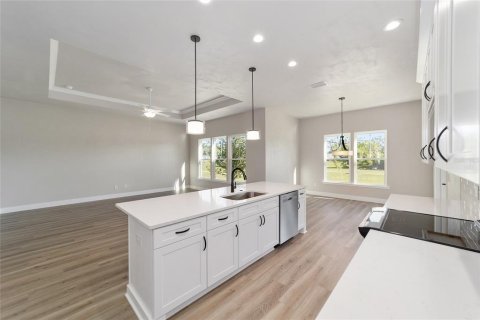 House in Newberry, Florida 3 bedrooms, 204.38 sq.m. № 1542798 - photo 4