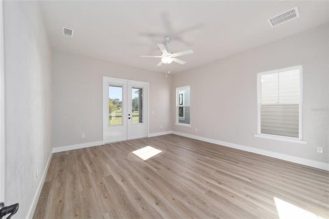 House in Newberry, Florida 3 bedrooms, 204.38 sq.m. № 1542798 - photo 5