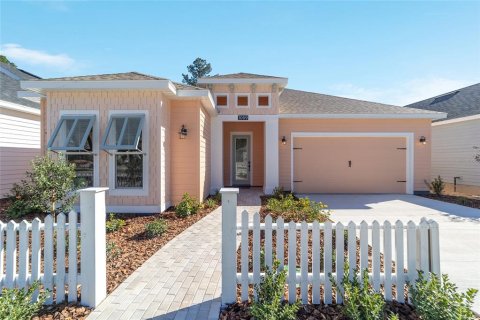 House in Newberry, Florida 3 bedrooms, 204.38 sq.m. № 1542798 - photo 1