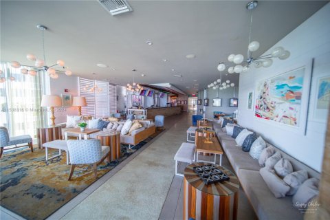 Condominio en venta en Sunny Isles Beach, Florida, 2 dormitorios, 93.55 m2 № 1865509 - foto 25