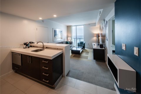 Condominio en venta en Sunny Isles Beach, Florida, 2 dormitorios, 93.55 m2 № 1865509 - foto 6