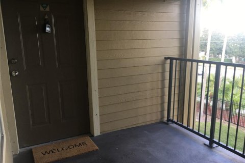 Condominio en venta en Kissimmee, Florida, 2 dormitorios, 95.32 m2 № 1347261 - foto 2