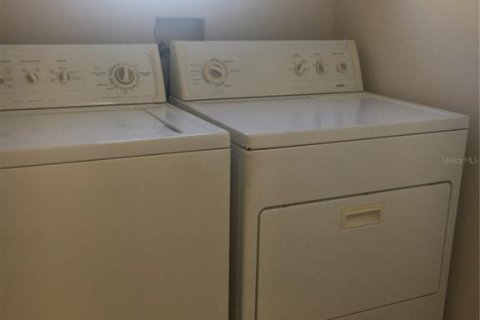 Купить кондоминиум в Киссимми, Флорида 5 комнат, 95.32м2, № 1347261 - фото 14