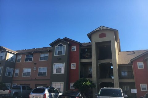 Condominio en venta en Kissimmee, Florida, 2 dormitorios, 95.32 m2 № 1347261 - foto 1