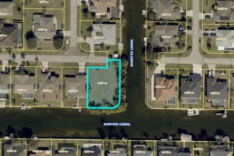 Land in Cape Coral, Florida № 2393489 - photo 2