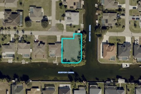 Land in Cape Coral, Florida № 2393489
